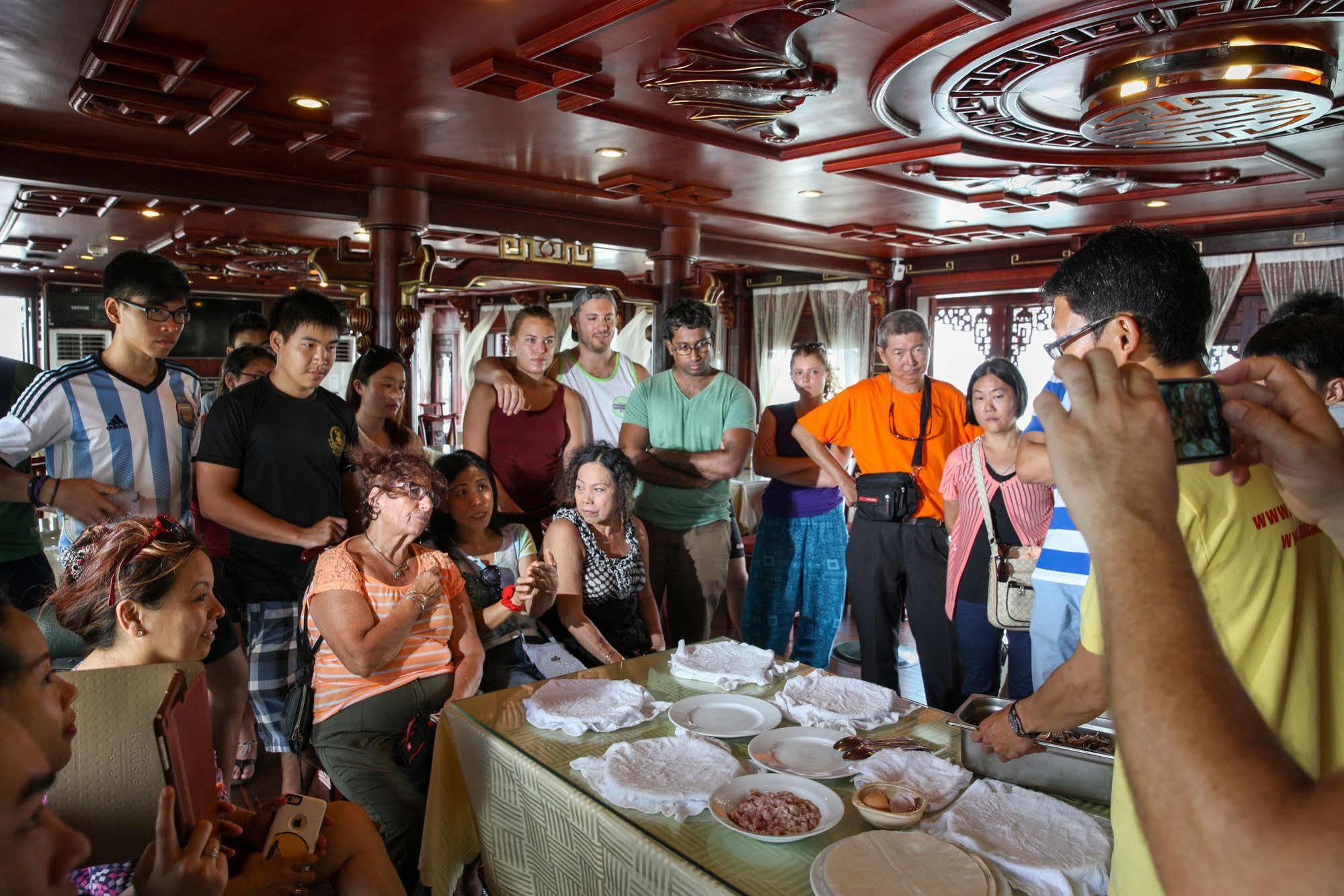 Royal Palace Cruise Ha Long Exterior foto