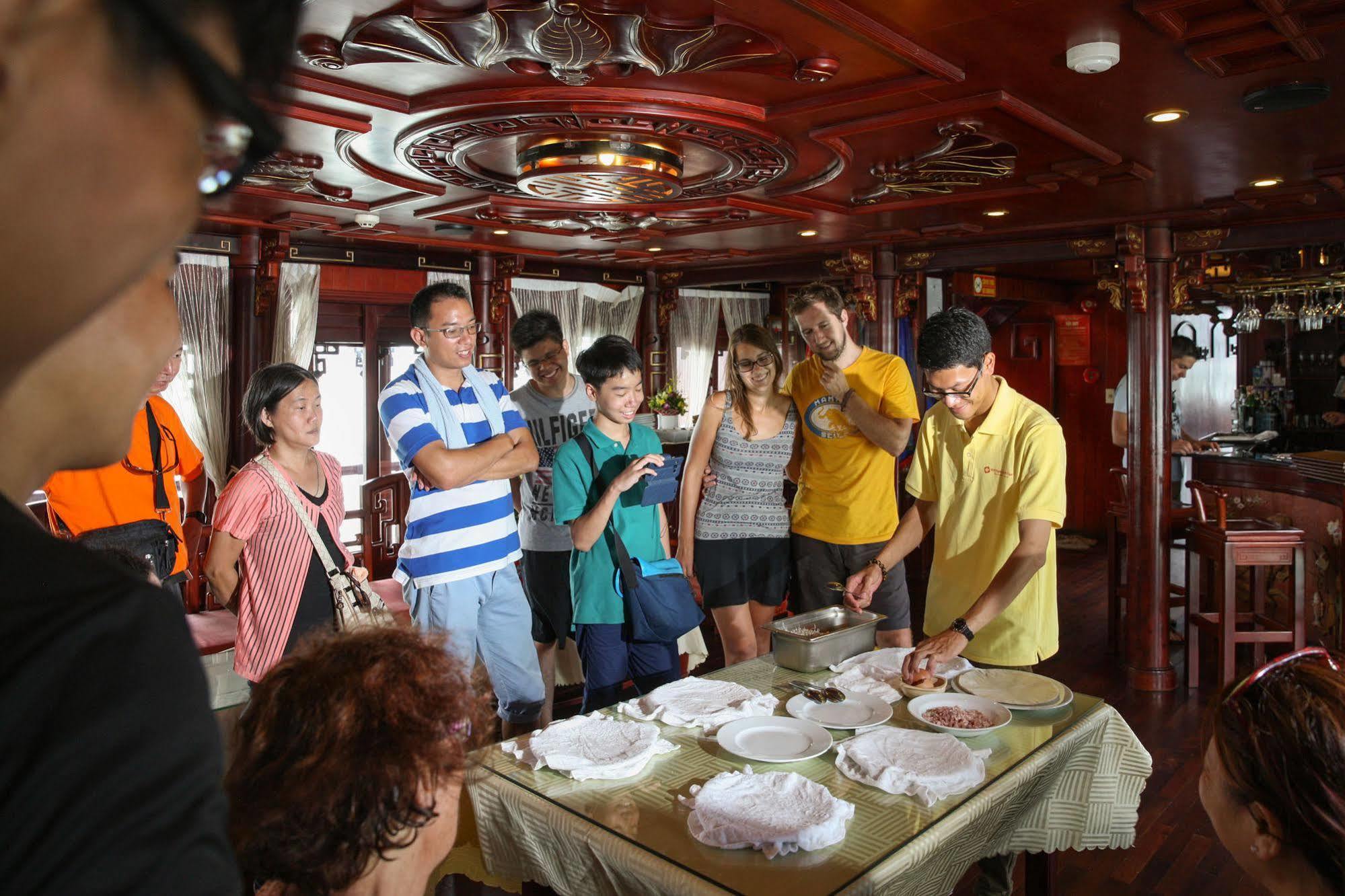 Royal Palace Cruise Ha Long Exterior foto